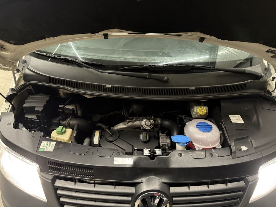 VW Transporter T5 / 1.9 Tdi / Mixt 6 locuri / Lung