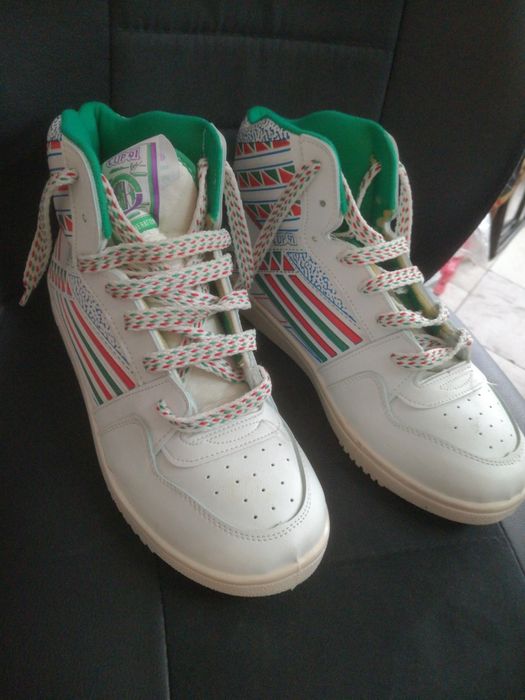 Маратонки тип Кецове