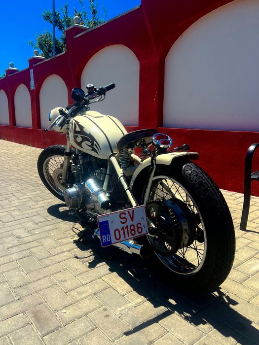 Suzuki gs550 Bobber