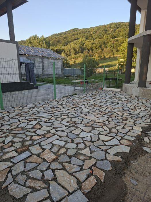 Piatră naturală decorativă