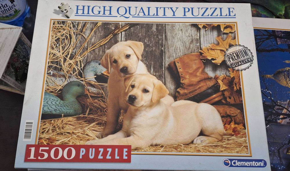 Puzzle 1500 piese - Pui de labradori