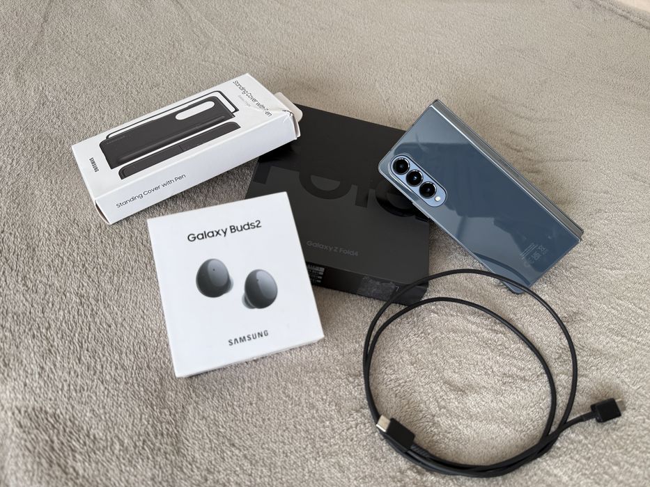 Samsung Galaxy Z Fold 4