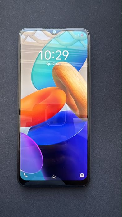Продам телефон Vivo Y22