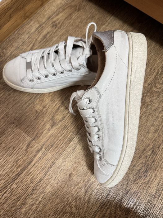 Кеды кожаные Ugg Milo