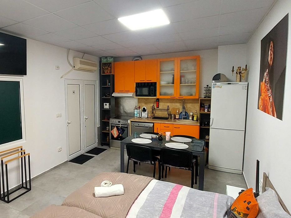 Продава се Етаж от къща в Нова Загора - 307 кв.м за 341 €/кв.м - Снимка #6