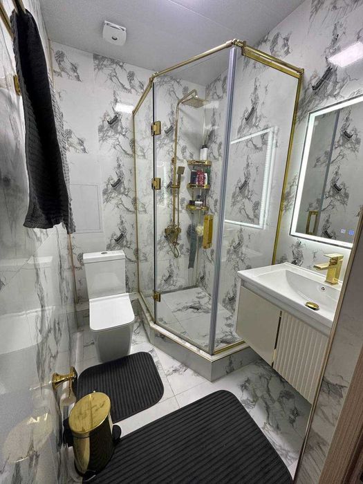 Sebzor 4 xonali kvartira  Hamma narsa qoladi