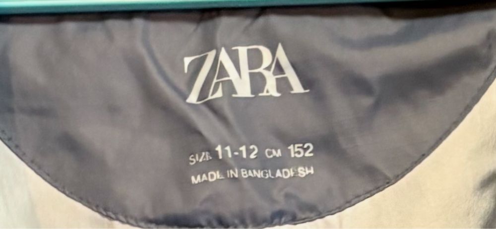 Яке на марката Zara