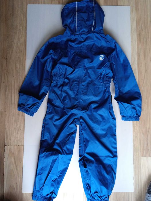 Гащеризон водоустои́чив