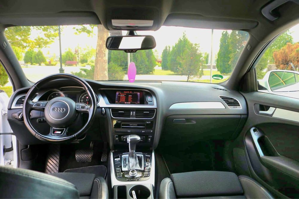 Audi a4 s-line 2.0 tdi