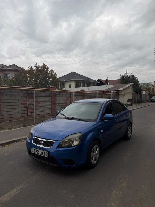 Срочно продам машину