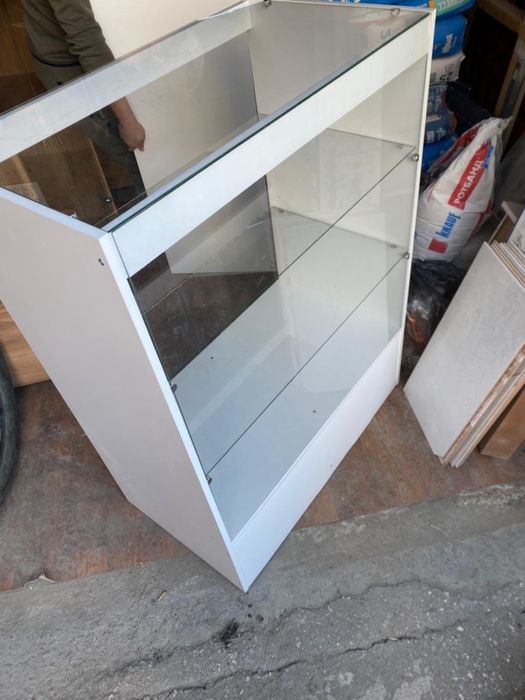 Витрина 8000 тенге