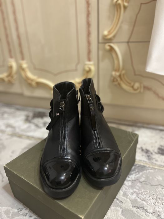 Продам сапожки демисезонные