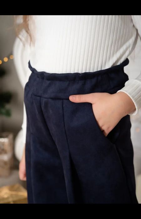 Брюки школьные, р. 134, замша