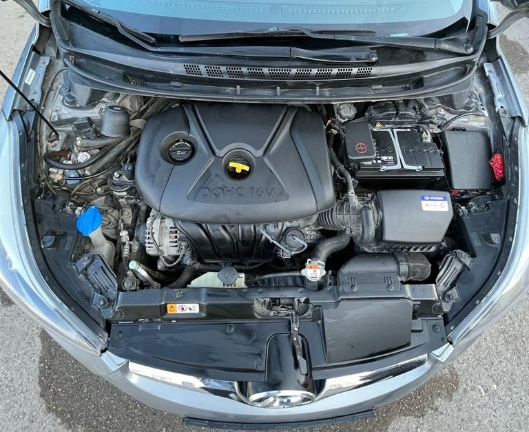 Продам хундай элантра 2014г