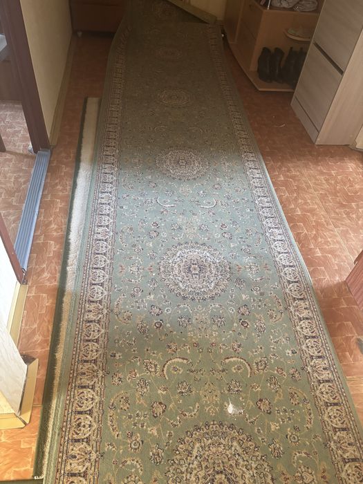 Продам ковровые дорожки