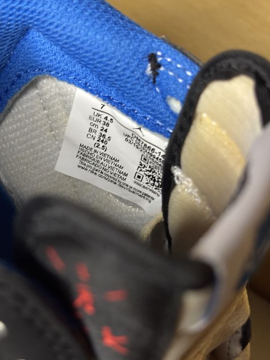 Air Jordan 1 Low Travis Scott x Fragment