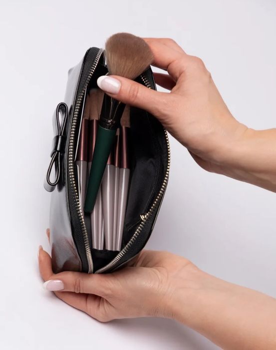 Косметичка глянцевая