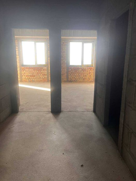 1-комнатная квартира 41 кв.м в новостройке | Чирчик 10-й мкр | Срочно!