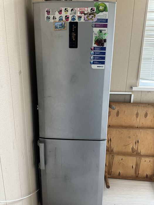 Продается Холодильник Beko