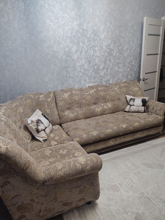 Мягкий уголок - диван и кресло