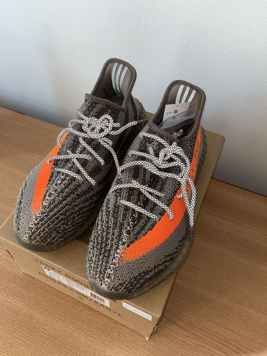 Yeezy 350 v2 Beluga orange