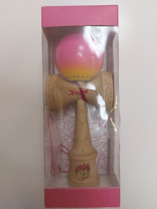 Kendama Bisoi, autograf Adrian Vilau