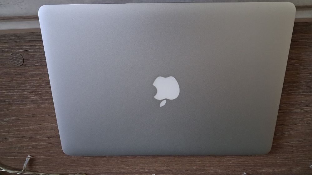 MacBook Air Impecabil