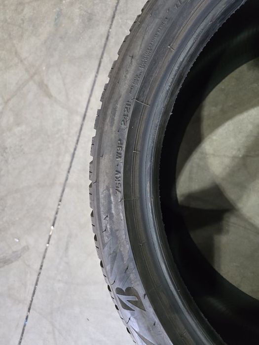 295/35/21 BRIDGESTONE 2бр