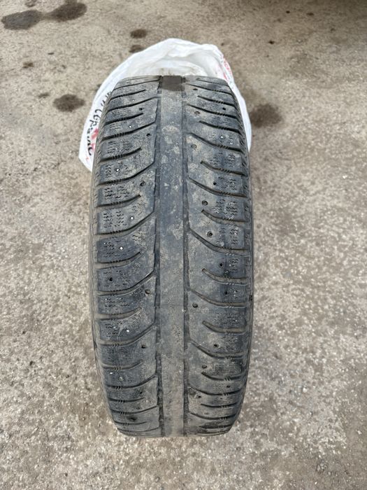 Продам автошины зимние 225/65/17