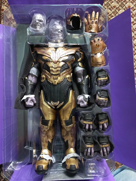 Колекционерска фигурка Hot Toys Thanos Avengers Endgame Танос