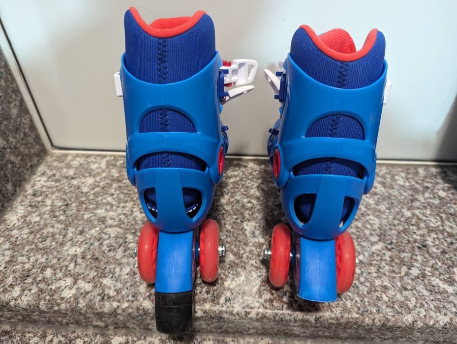 Детски ролери Oxelo и протектори за колена и лакти