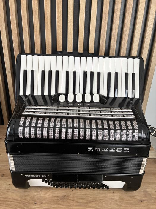 Acordeon Hohner Concerto 3N cu 72 de basi 0️⃣7️⃣5️⃣4️⃣9️⃣2️⃣0️⃣9️⃣2️⃣2️⃣