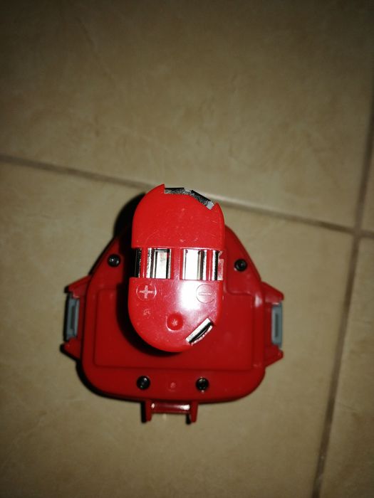 acumulatori noi baterie tip makita 12 V, 14 V 4 ah tip 1222,14234,1435