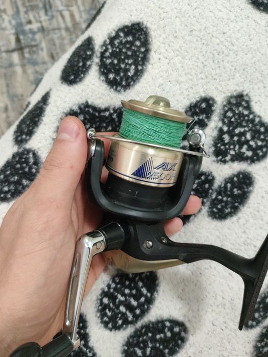 Продам катушку Shimana AX 2500