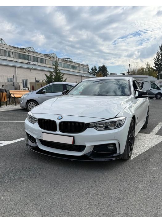 Lip bara fata M-Perf BMW Seria 4 F32 F33 F36(2012-2019) negru lucios