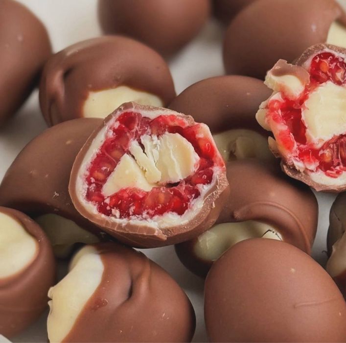 Клубника в шоколаде , боксы из клубники