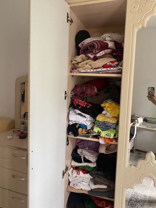 Шкаф и трюмо