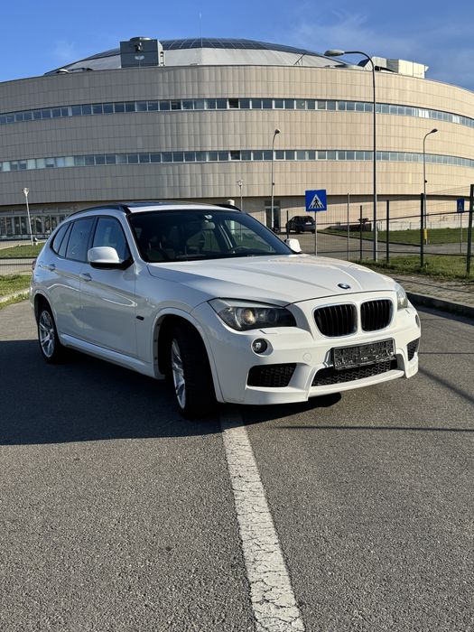 BMW X1 2012 xDrive pachet M audio Alpine