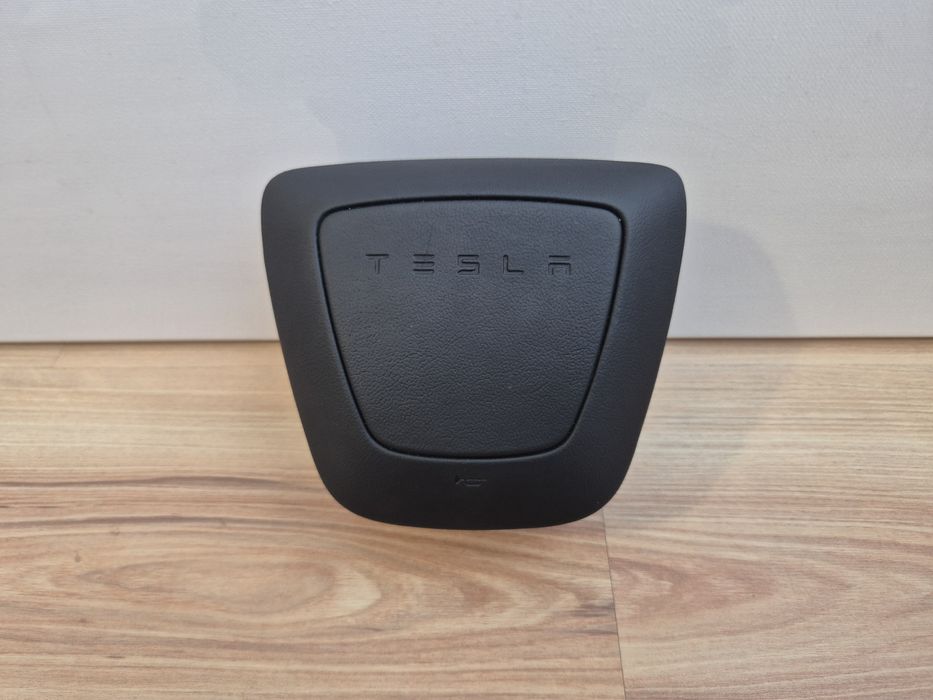 Airbag Volan Tesla Model Y cod YFSS-DAB-AC-02