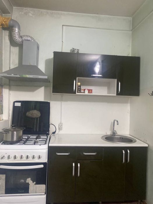 Сергели 6да 2-хонали уй сотилади