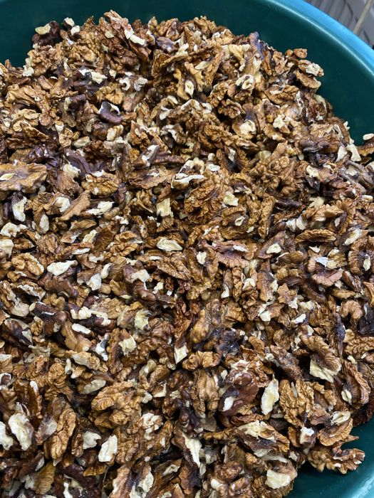 Miez cafeniu fara mucegai  aproximativ  10kg