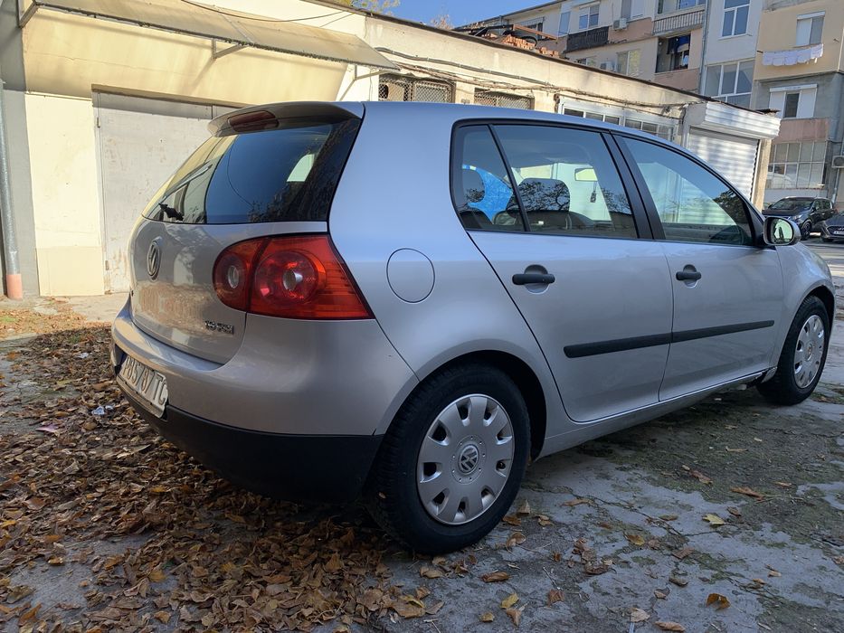 Volkswagen Golf 2004 г., 1.6 FSI, автоматик