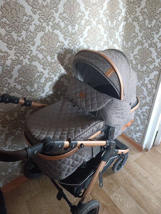 Продам коляску трансформер