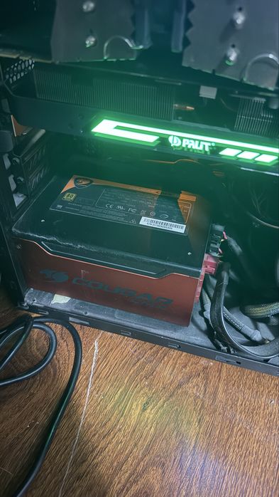 Настолтный компьютер