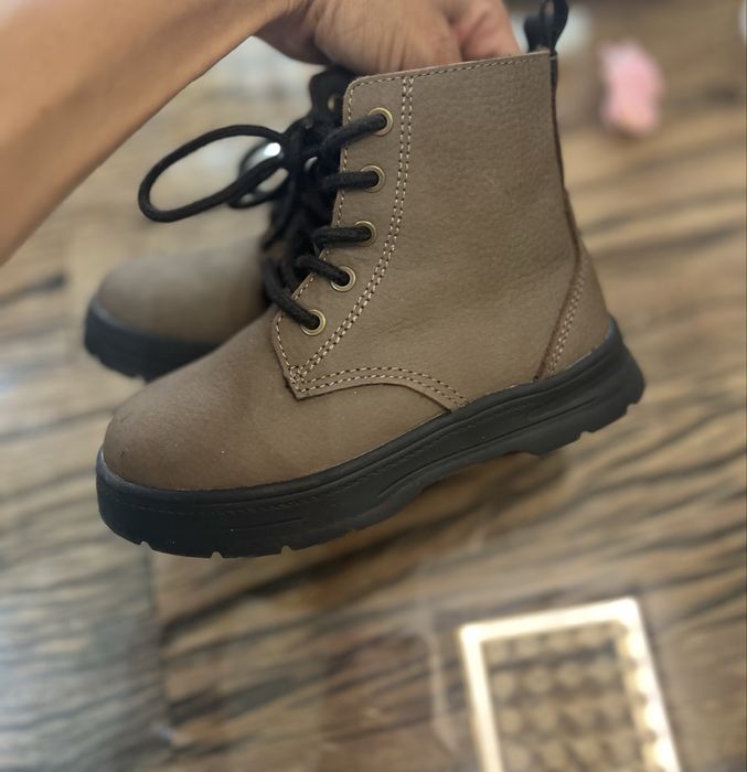 Еспадрили и боти за момче ZARA