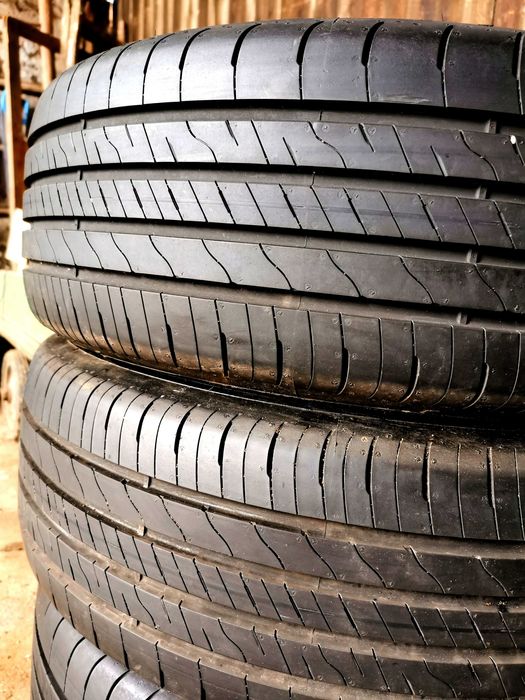 Set anvelope de vara Goodyear Efficientgrip Performance 2 215/55R18
