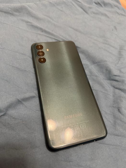 Телефон Samsung A04s
