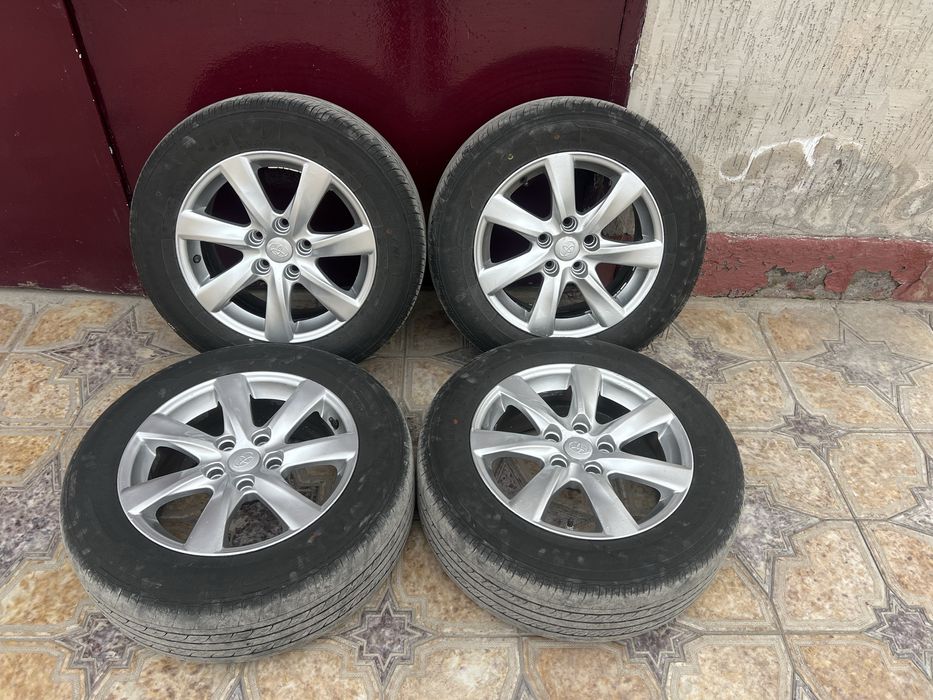 Диски с резиной на тойоту