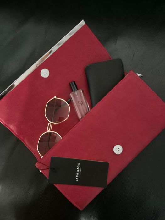 Poșetă elegantă roșie Lara Bags  model KIKA L