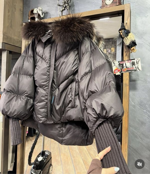 Дамско яке с естесвен пух - 125 евро